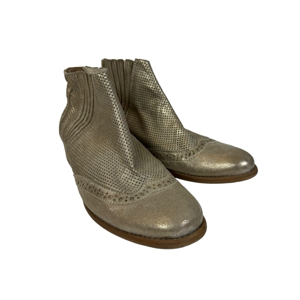 Sundance Booties Boots Metallic Gold Wingtip Size 38